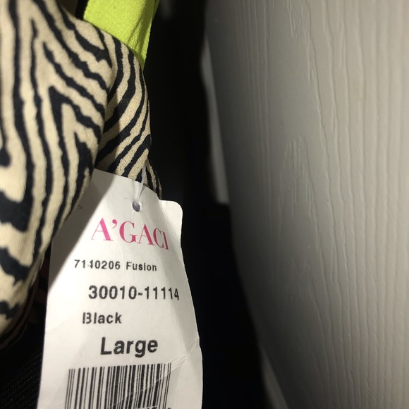 Dress - Picture 6 of 7